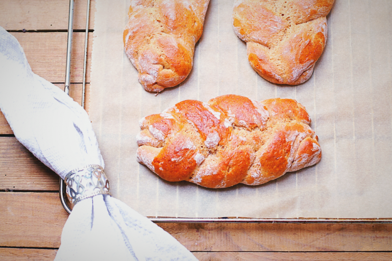 Gesunder Vollkorn Hefezopf und Fastenzeit - Foodrevers