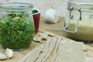 Grünkohl Pesto Foodrevers Clean Eating gesund zuckerfrei