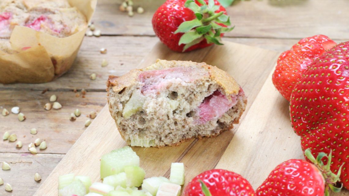 Blog Foodrevers Erdbeer Rhabarber Muffins